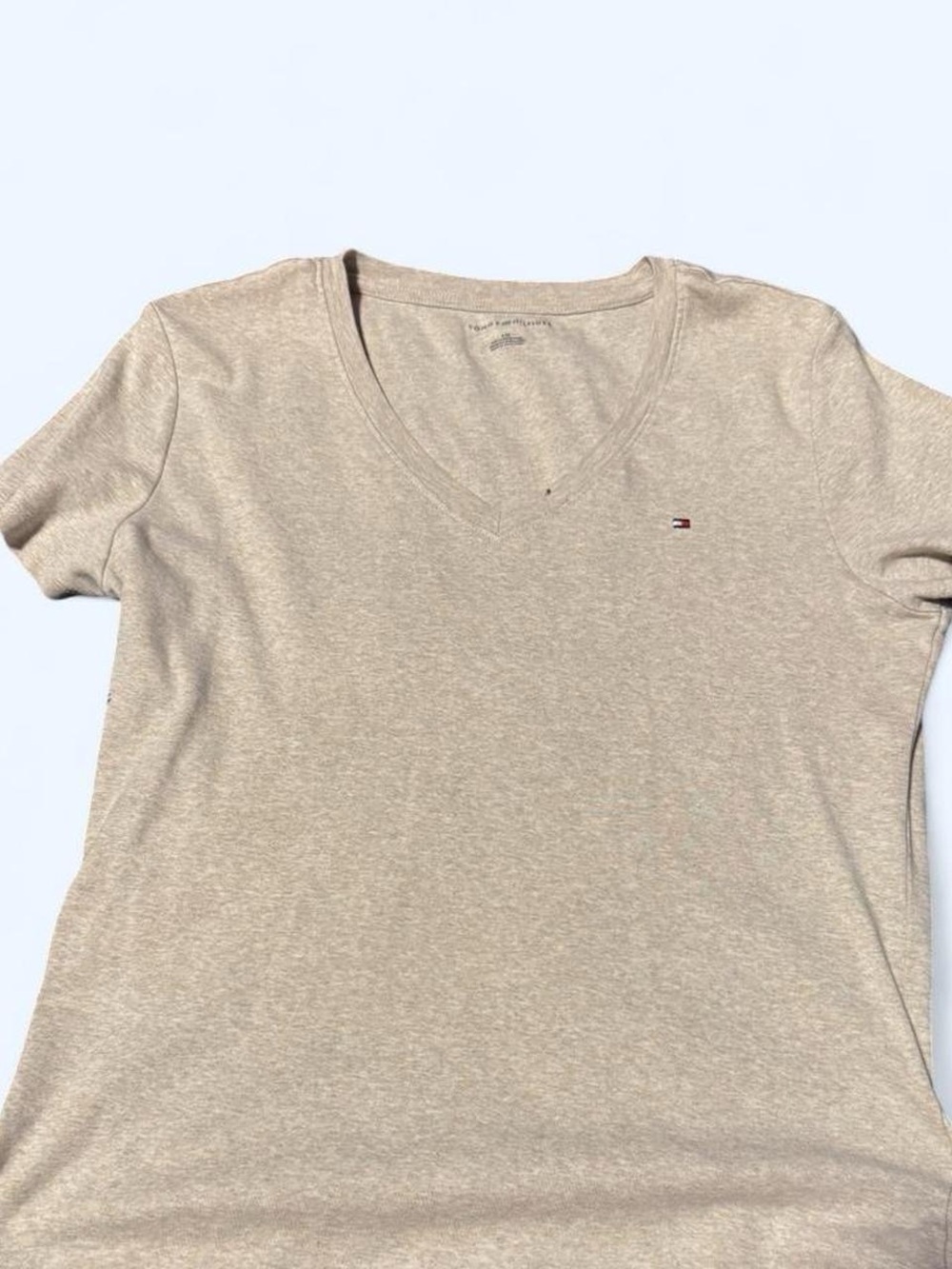 Tommy Hilfiger Women's V-Neck Tee in Light Beige